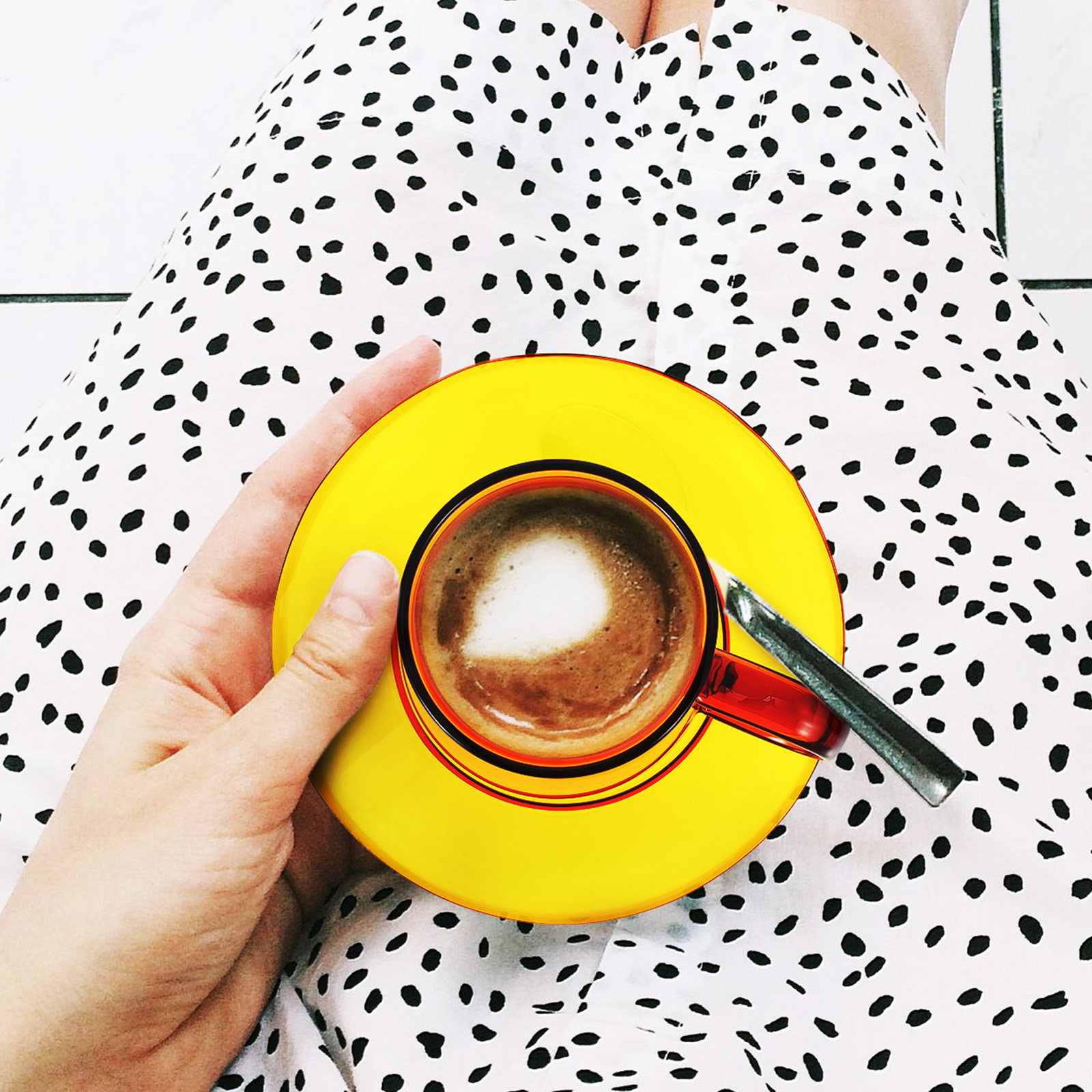 Juego de Tazas y Platillos de  - Coffee Tea Drink reseña y precio