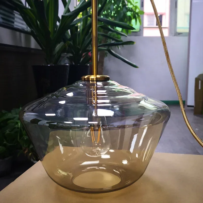 Candelabro de cristal nórdico  - Switching Coffee To Tea reseña y precio